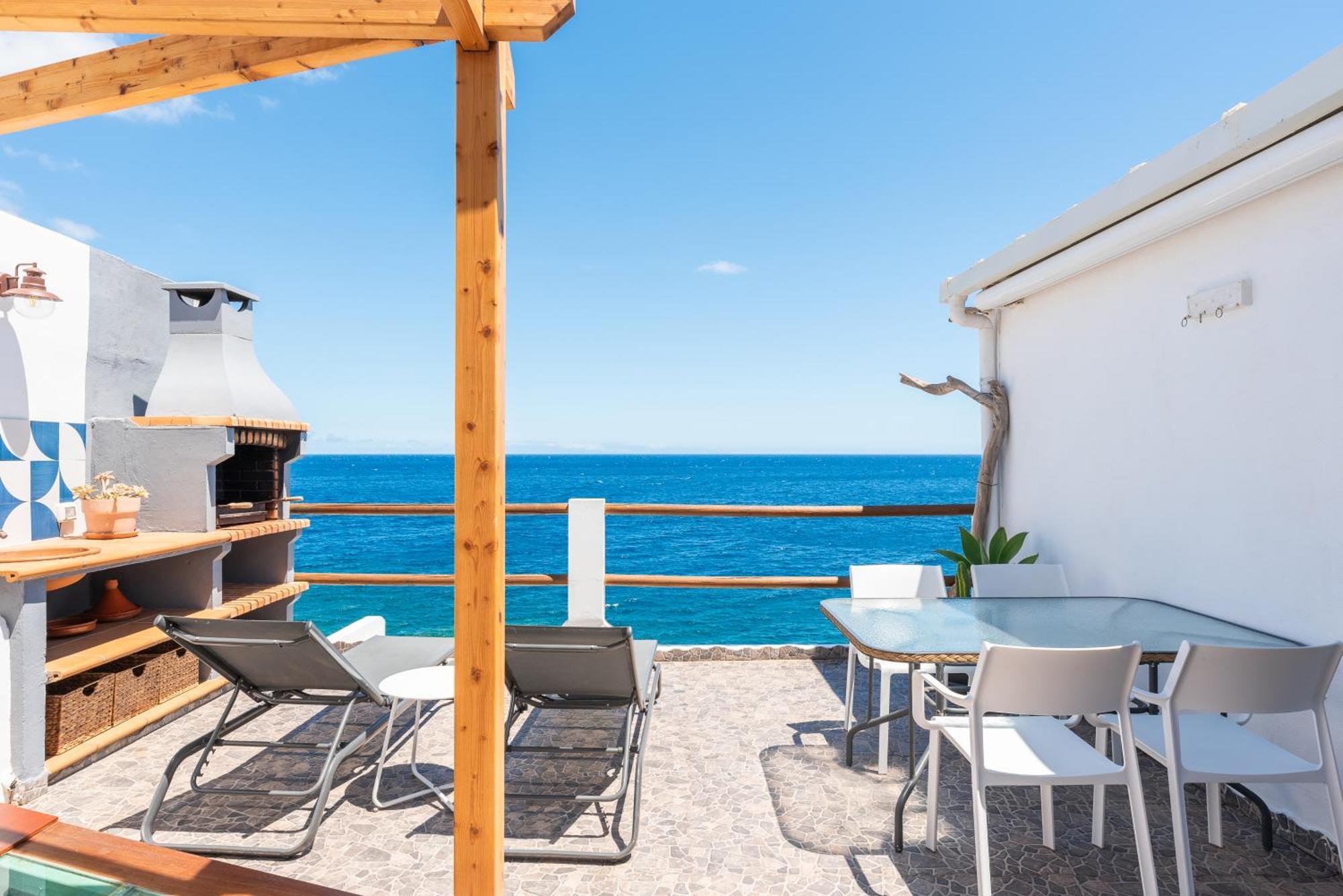 Luminous Loft Apartment Next To The Atlantic Ocean Radazul Exterior photo
